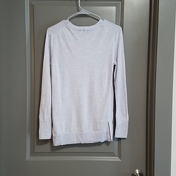 Banana Republic Merino Wool Sweater - Picture 2 of 4